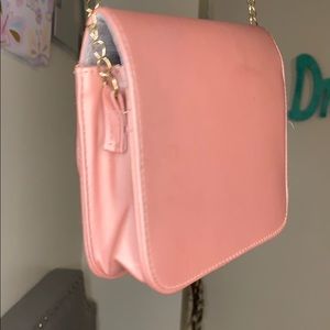 pink purse